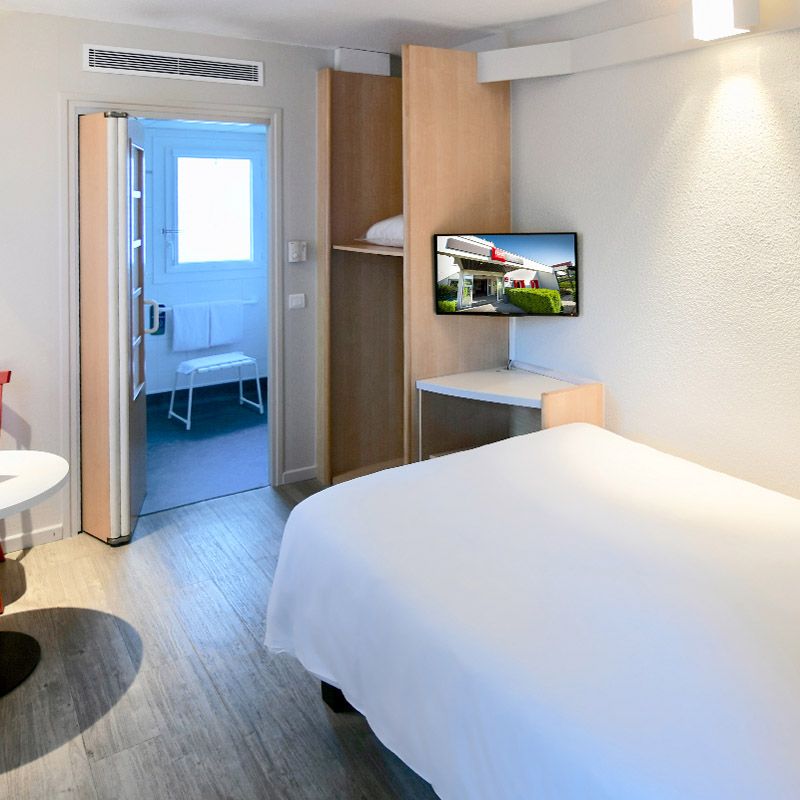Chambre simple hôtel Ibis Nantes