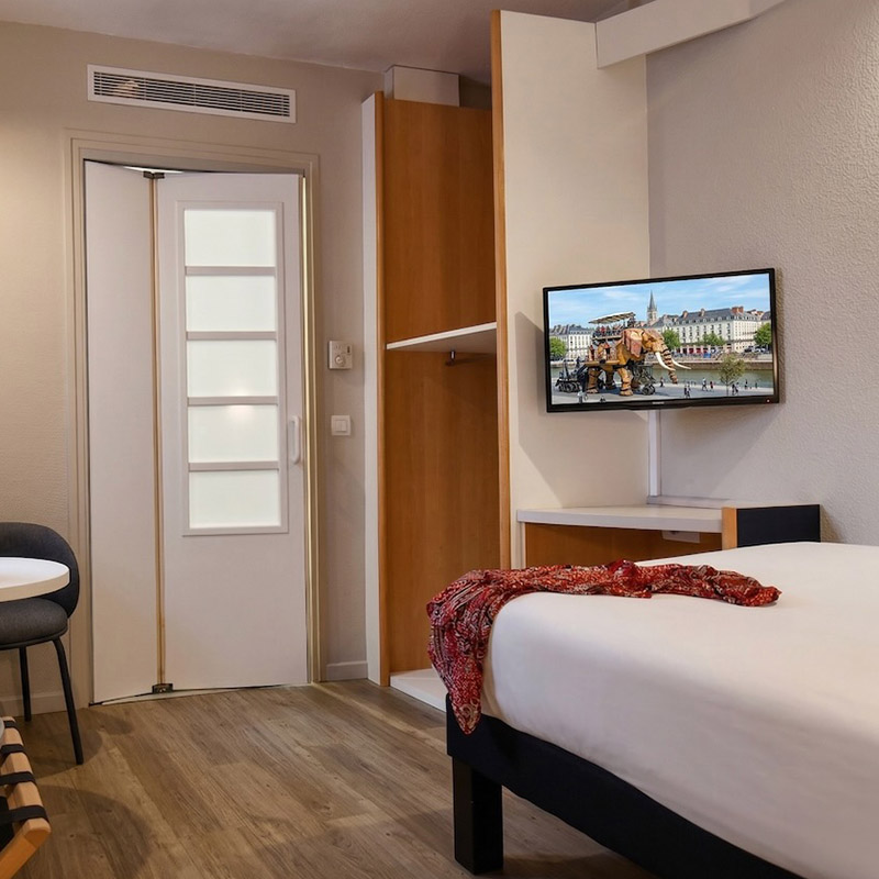 Chambre simple hôtel Ibis Nantes